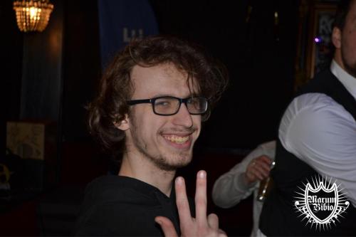 33